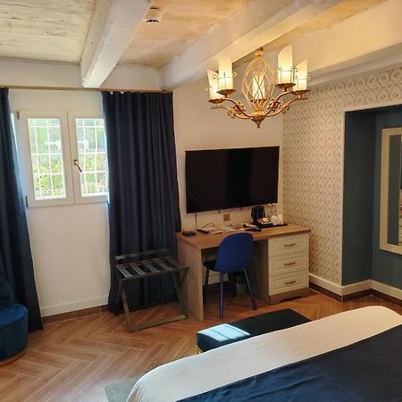 The Red Farm Relais & Spa Iklin エクステリア 写真