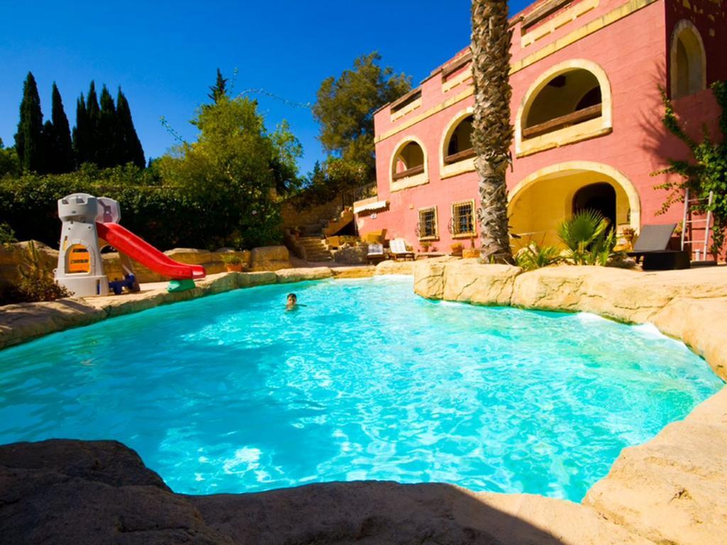 The Red Farm Relais & Spa Iklin エクステリア 写真